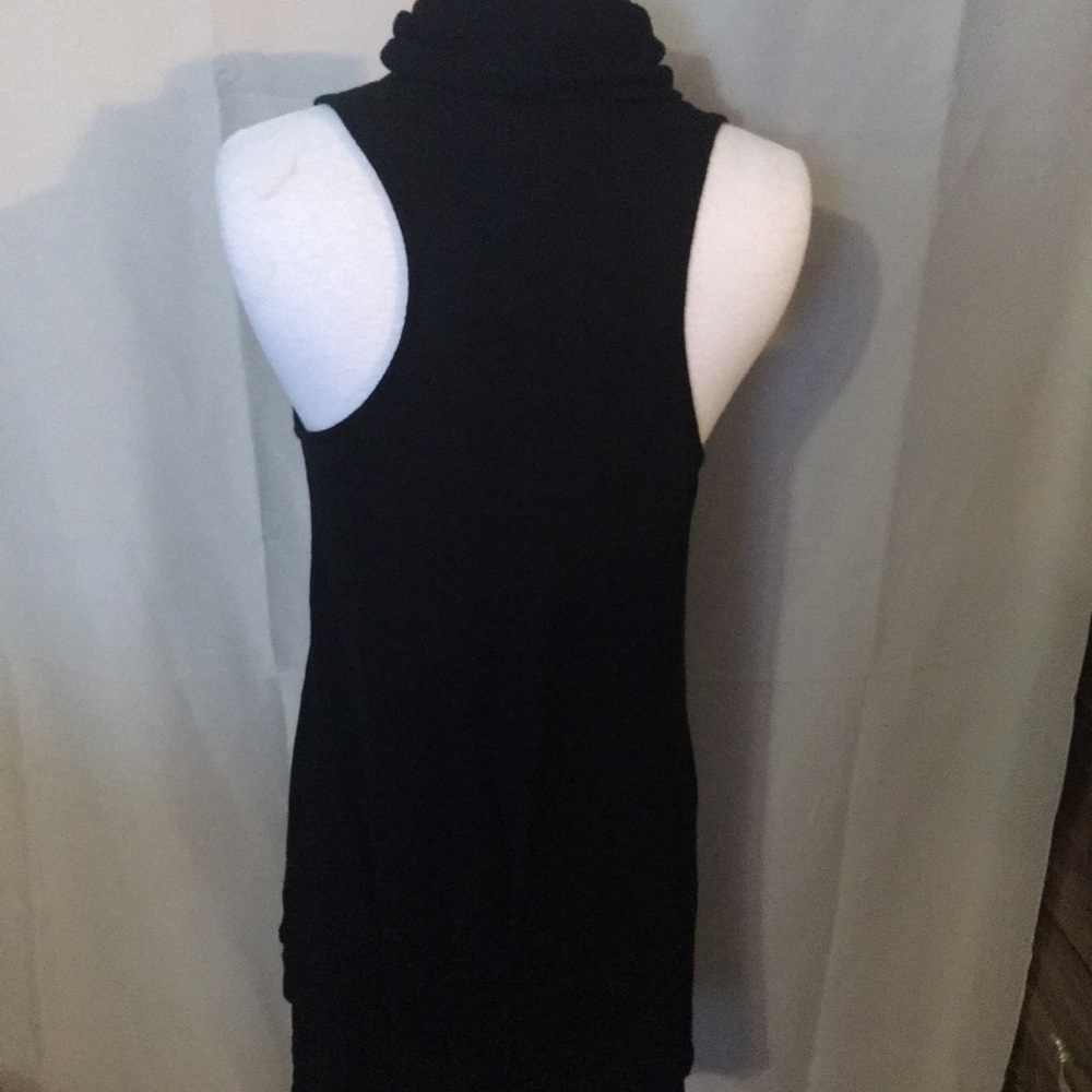 Sun & Shadow Cowl‎ Neck Short Sleeve Tunic - Picture 4 of 8